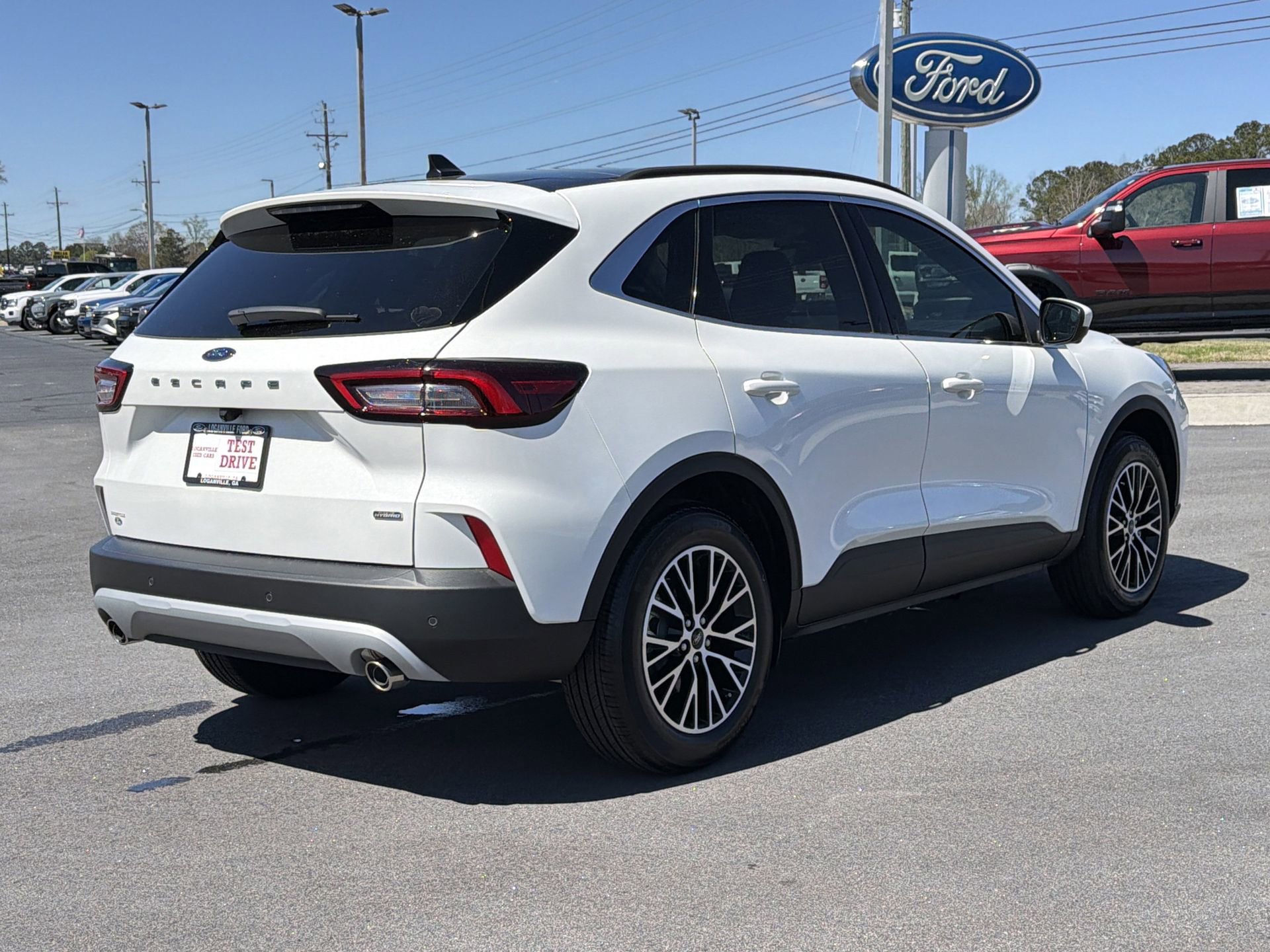Certified 2025 Ford Escape SE w/ PHEV Premium Package image 24