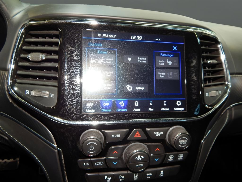 Used 2020 Jeep Grand Cherokee SRT image 27