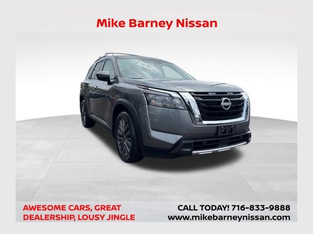Used 2025 Nissan Pathfinder SL w/ SL Premium Package AWD/4WD image 1