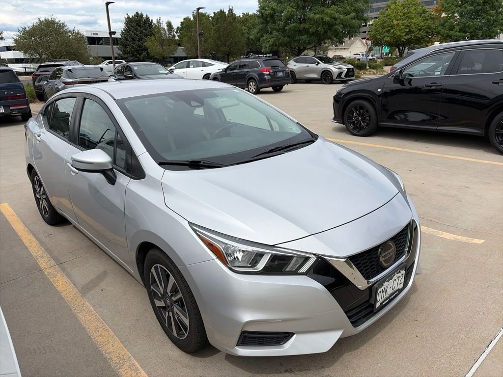 Used 2021 Nissan Versa SV FWD image 3