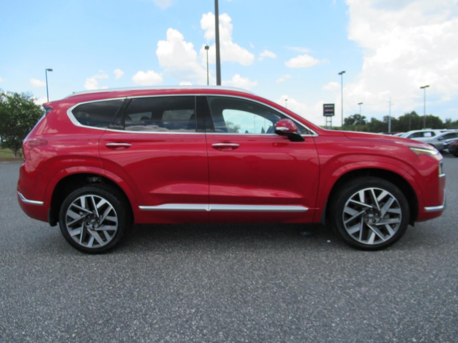 Used 2022 Hyundai Santa Fe Calligraphy AWD/4WD image 2