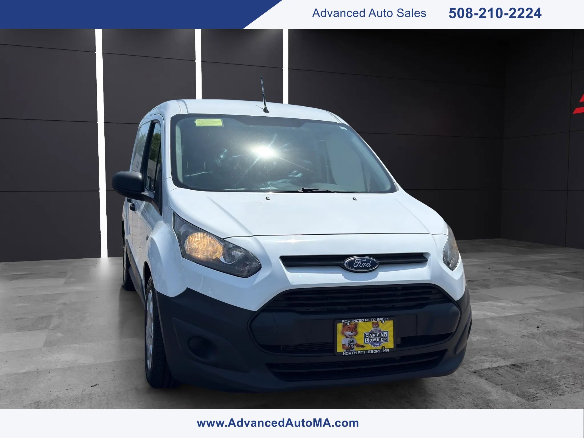 Used 2018 Ford Transit Connect XL FWD image 1