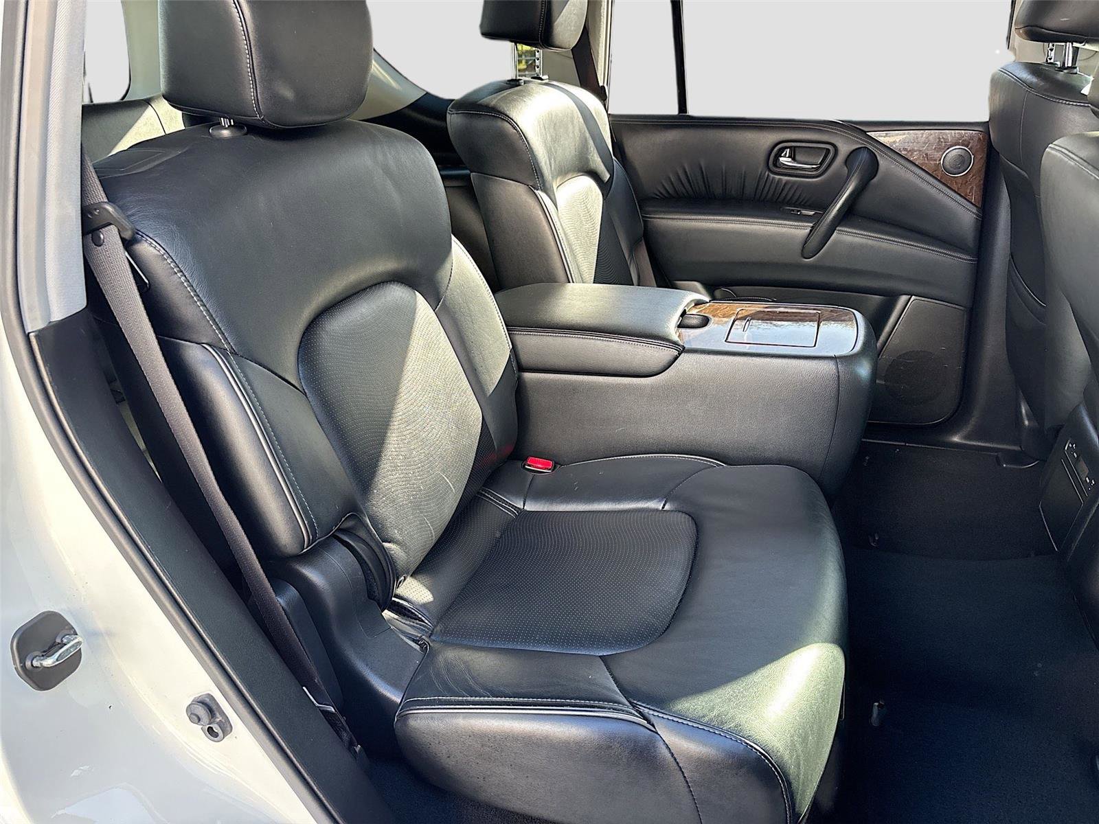 Used 2016 INFINITI QX80 Luxe w/ 22" Wheel Package image 30