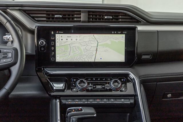 Used 2024 GMC Sierra 1500 Denali w/ Denali Reserve Package image 10