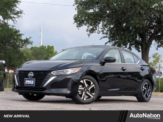 Used 2025 Nissan Sentra SV image 1