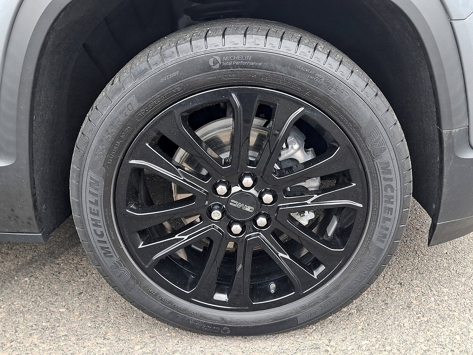 Used 2022 GMC Acadia SLT w/ Elevation Edition image 9