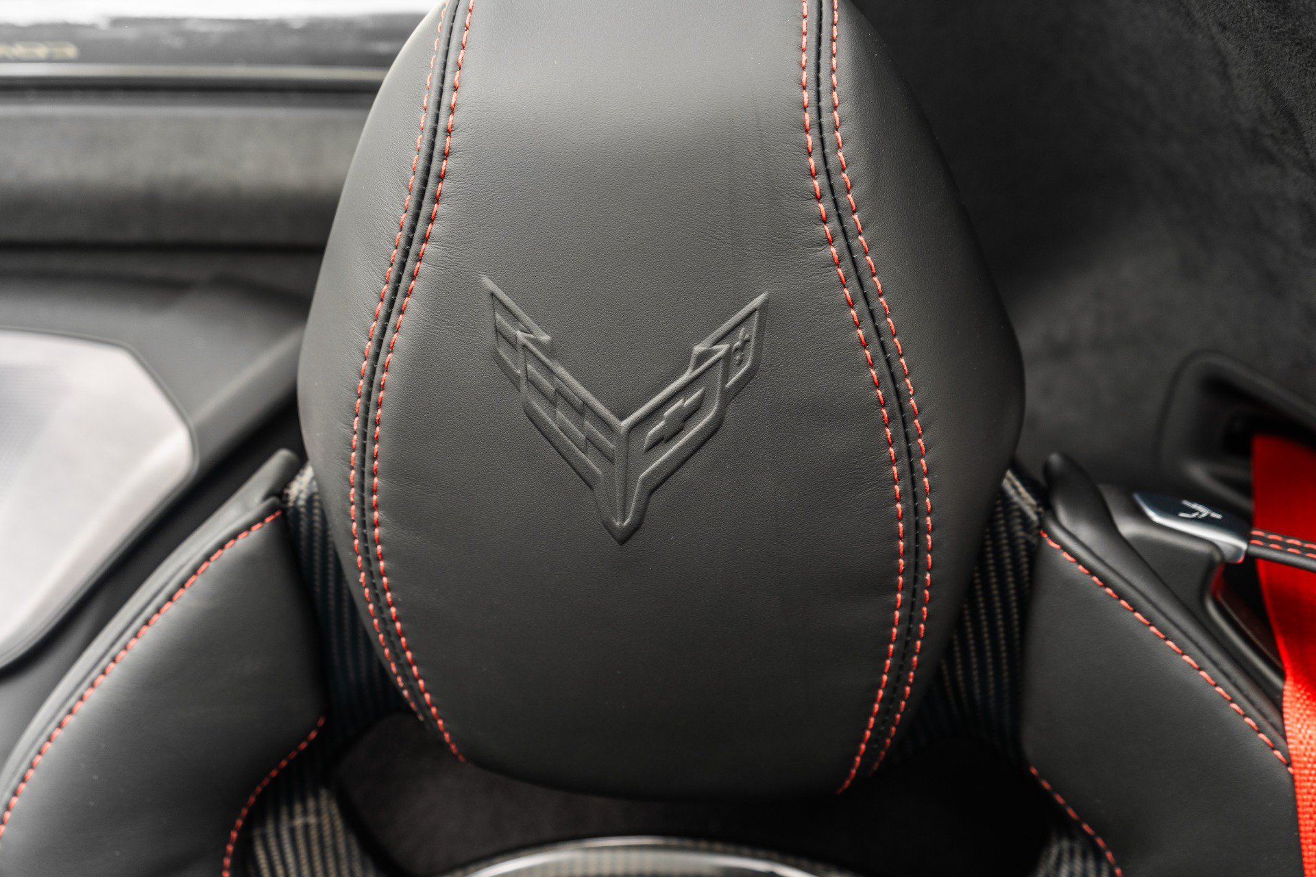 Used 2024 Chevrolet Corvette Z06 w/ Z07 Performance Package RWD image 22