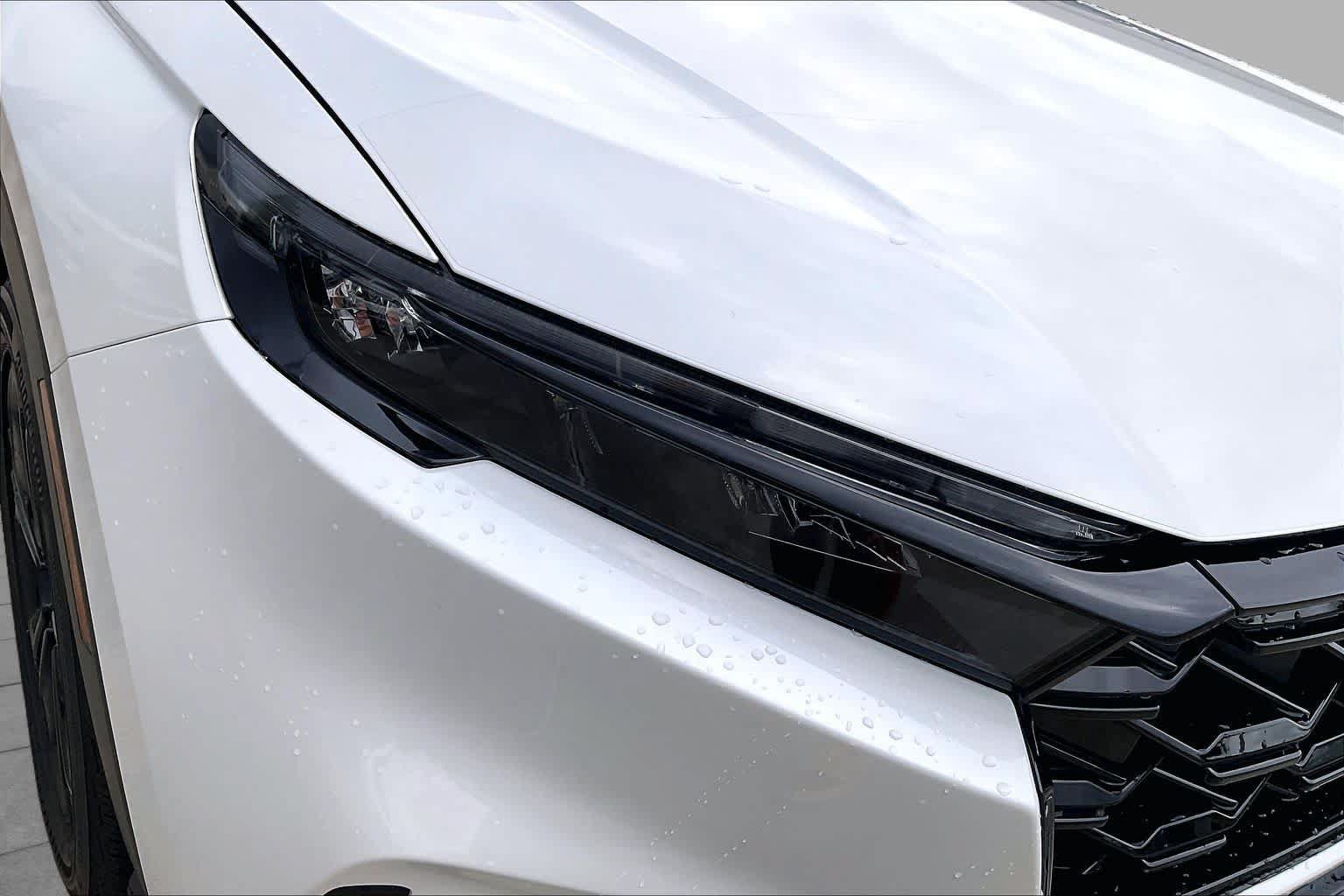 Used 2024 Honda CR-V Sport Touring image 25