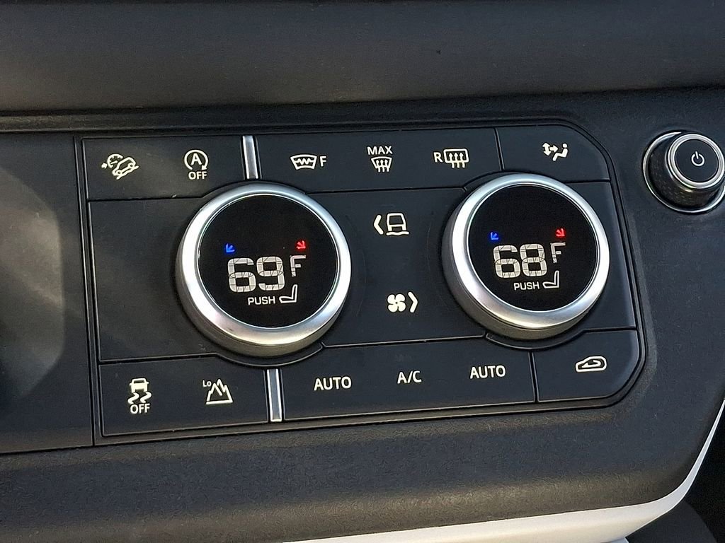 Used 2025 Land Rover Defender 110 S image 16