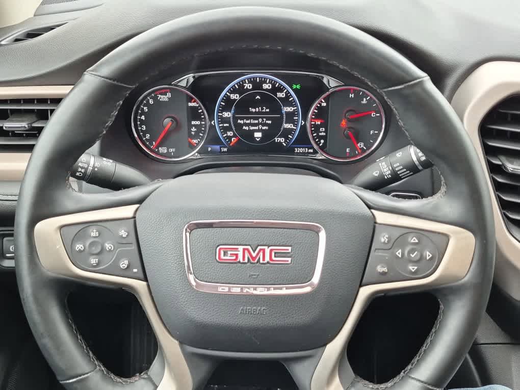 Used 2023 GMC Acadia Denali w/ Denali Ultimate Package AWD/4WD image 19