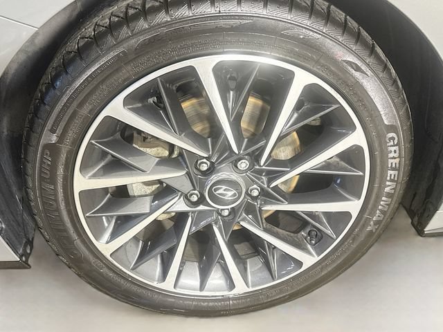 Used 2022 Hyundai Sonata Limited FWD image 14