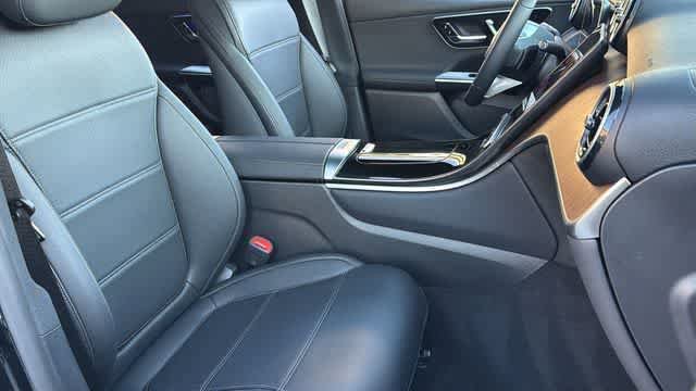 Certified 2025 Mercedes-Benz GLC 300 4MATIC image 35
