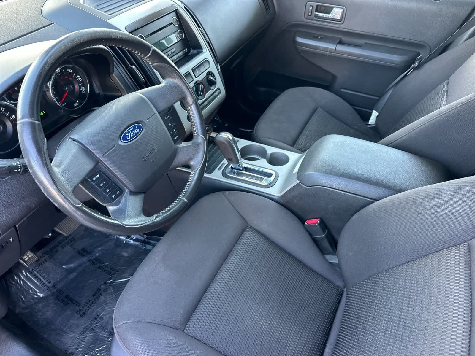 Used 2010 Ford Edge SE FWD image 12