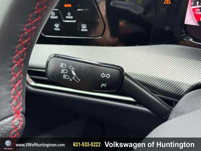 Certified 2025 Volkswagen GTI Autobahn FWD image 22