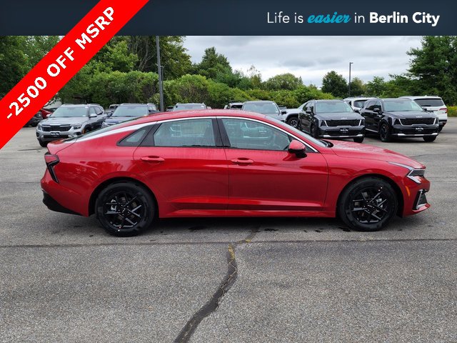 New 2025 Kia K5 LXS image 8