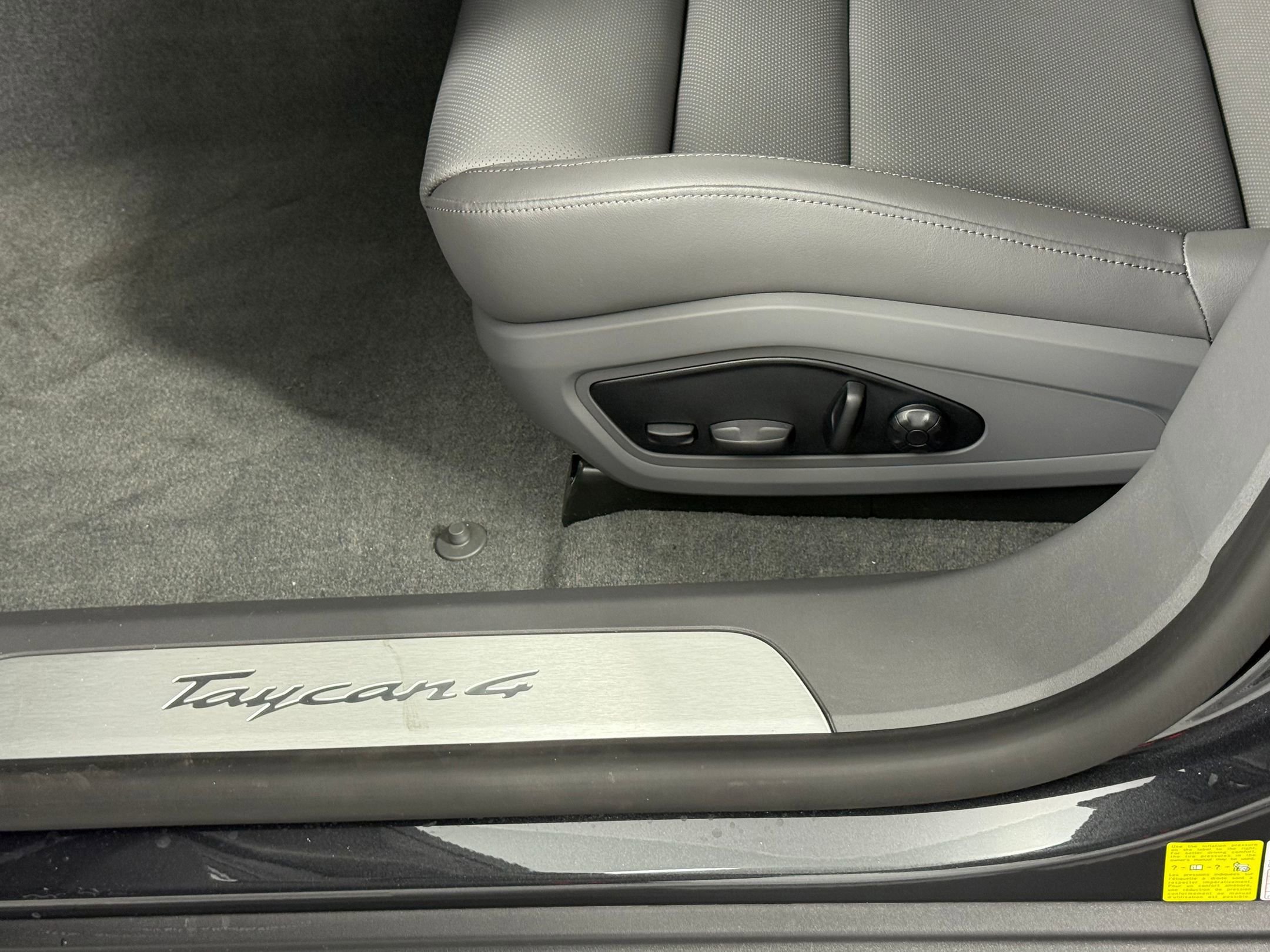 New 2026 Porsche Taycan image 26