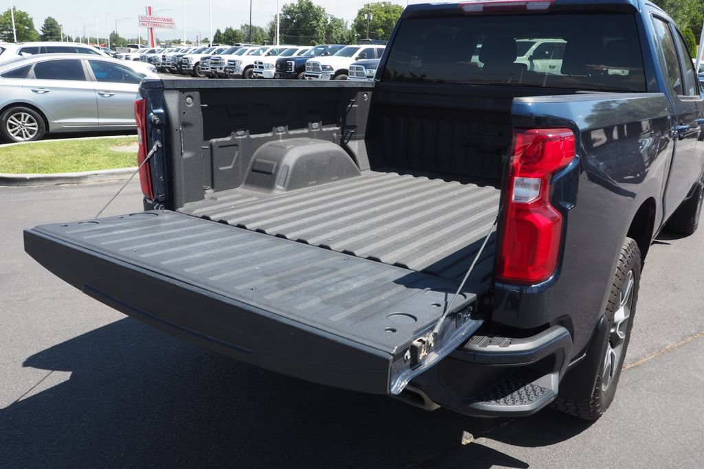 Used 2022 Chevrolet Silverado 1500 RST AWD/4WD image 18