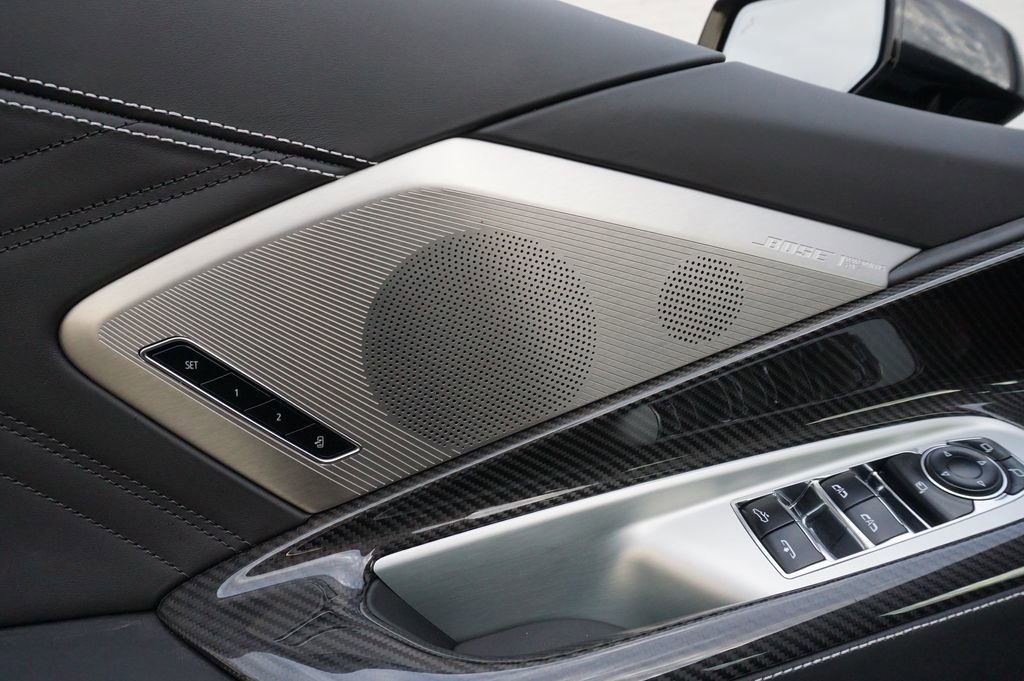 New 2025 Chevrolet Corvette E-Ray image 30