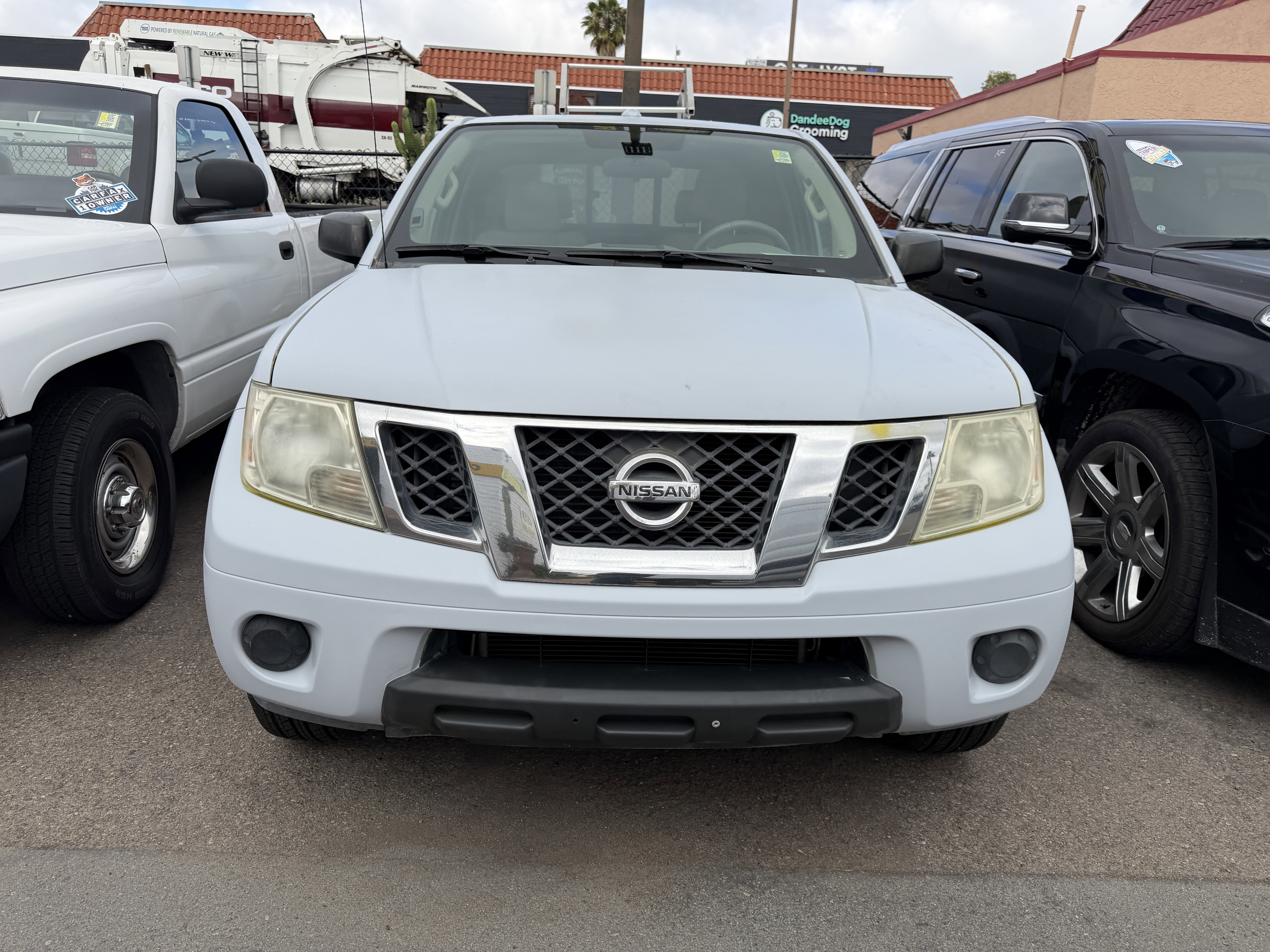 Used 2016 Nissan Frontier SV RWD image 2