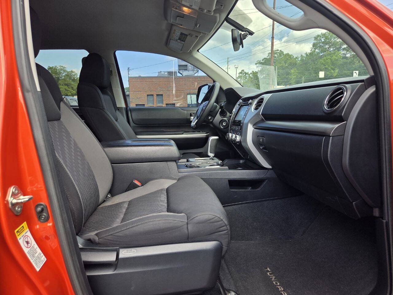 Used 2016 Toyota Tundra SR5 w/ TRD Off Road Package AWD/4WD image 18