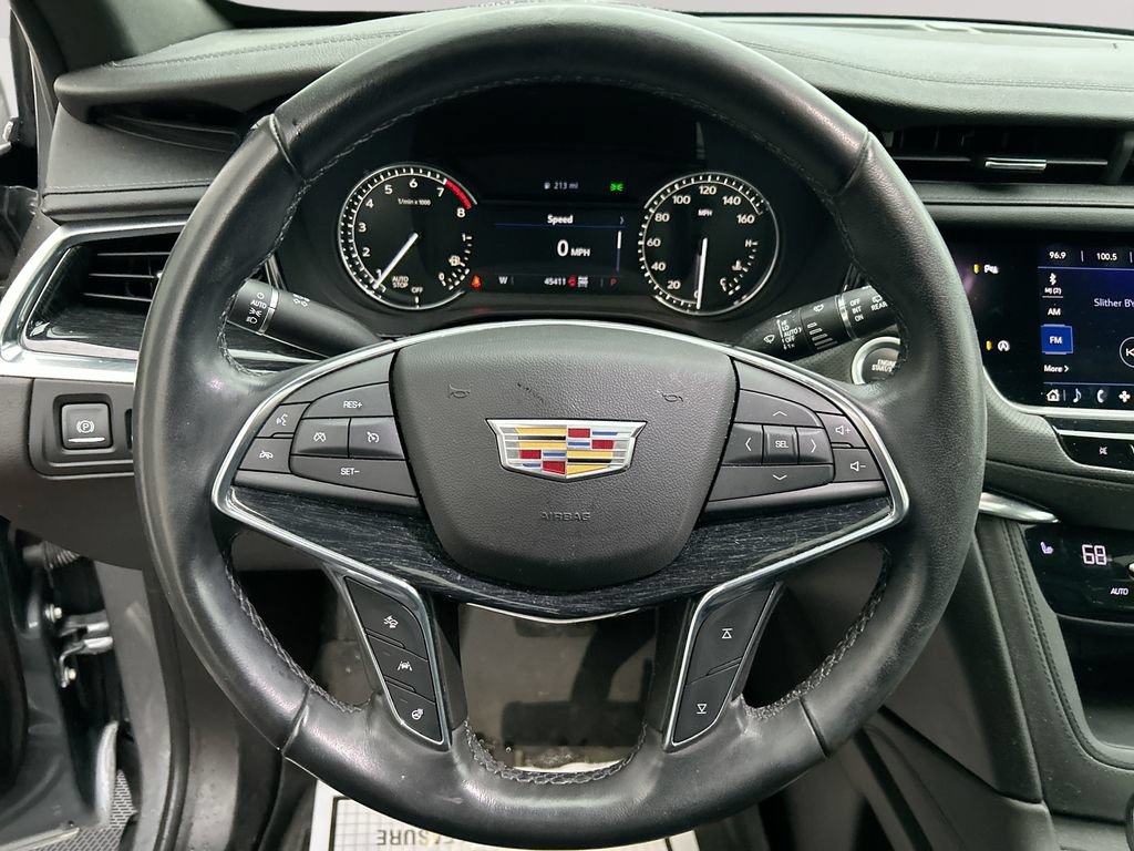 Used 2020 Cadillac XT5 Premium Luxury AWD/4WD image 33