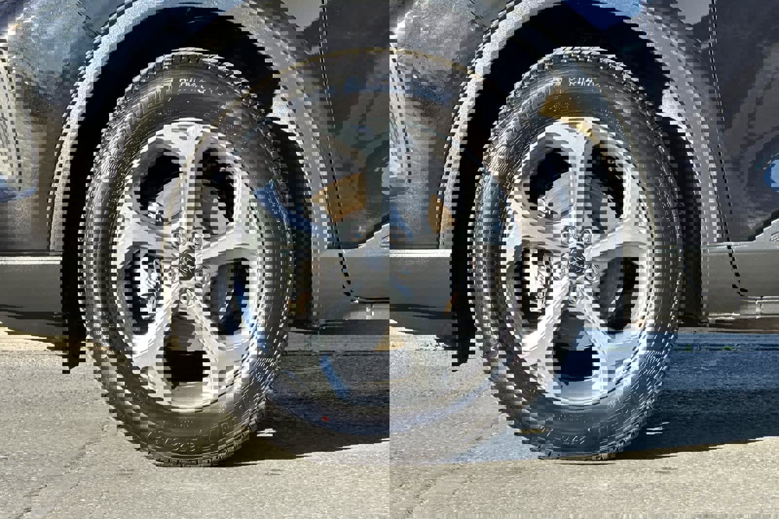 Certified 2025 Ford Escape ST-Line image 26