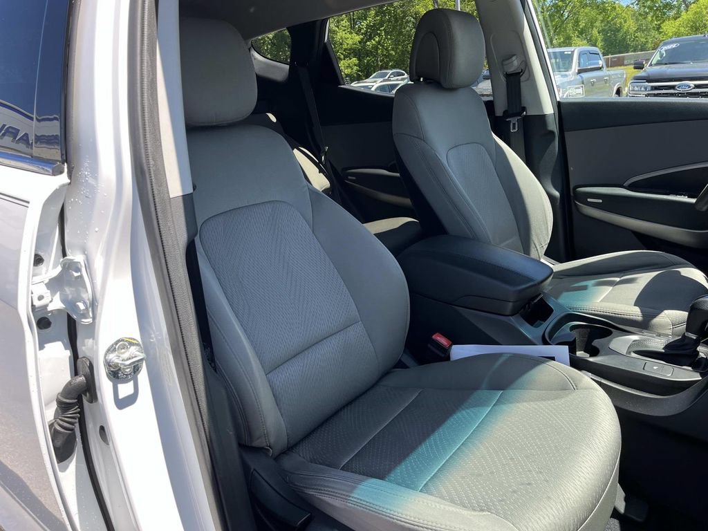Used 2015 Hyundai Santa Fe Sport w/ Option Group 02 AWD/4WD image 16