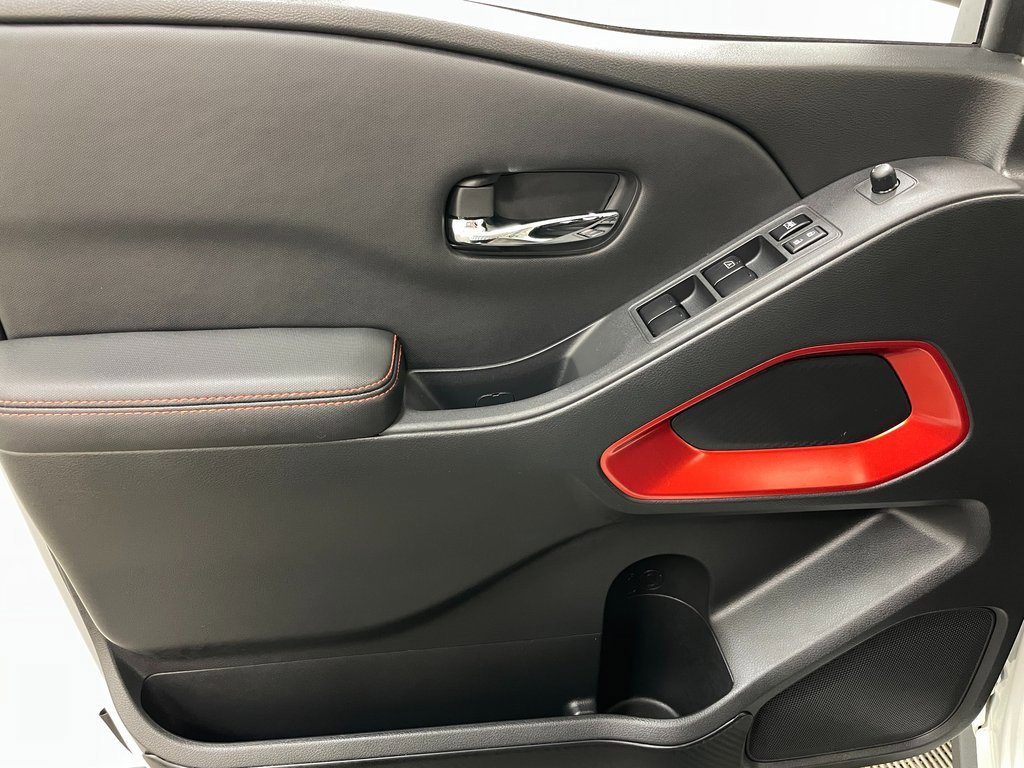 Used 2024 Nissan Frontier PRO-4X w/ Pro Convenience Package image 25