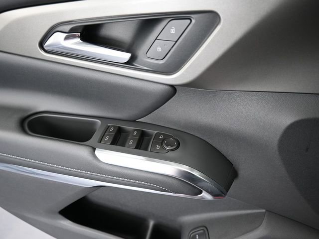 New 2026 Chevrolet Traverse LT w/ Driver Confidence Package image 34