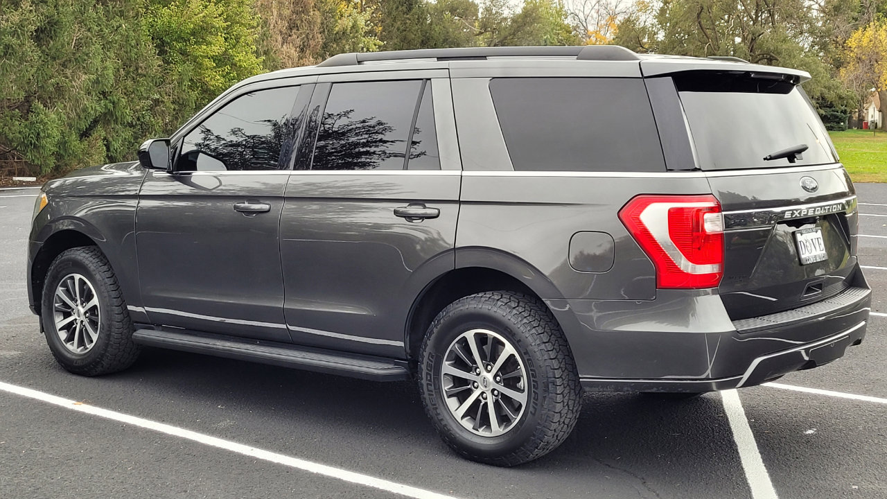 Used 2020 Ford Expedition XL image 3