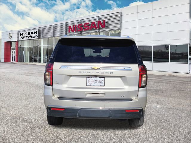 Used 2024 Chevrolet Suburban LT image 5