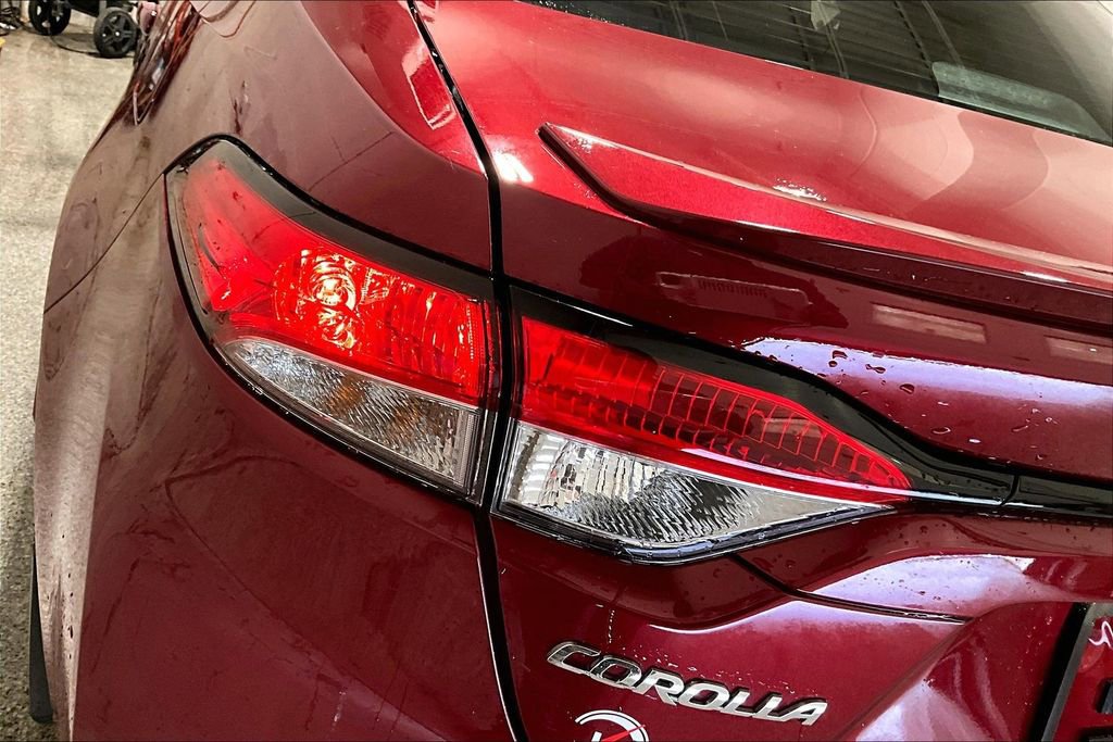 Used 2025 Toyota Corolla SE image 23