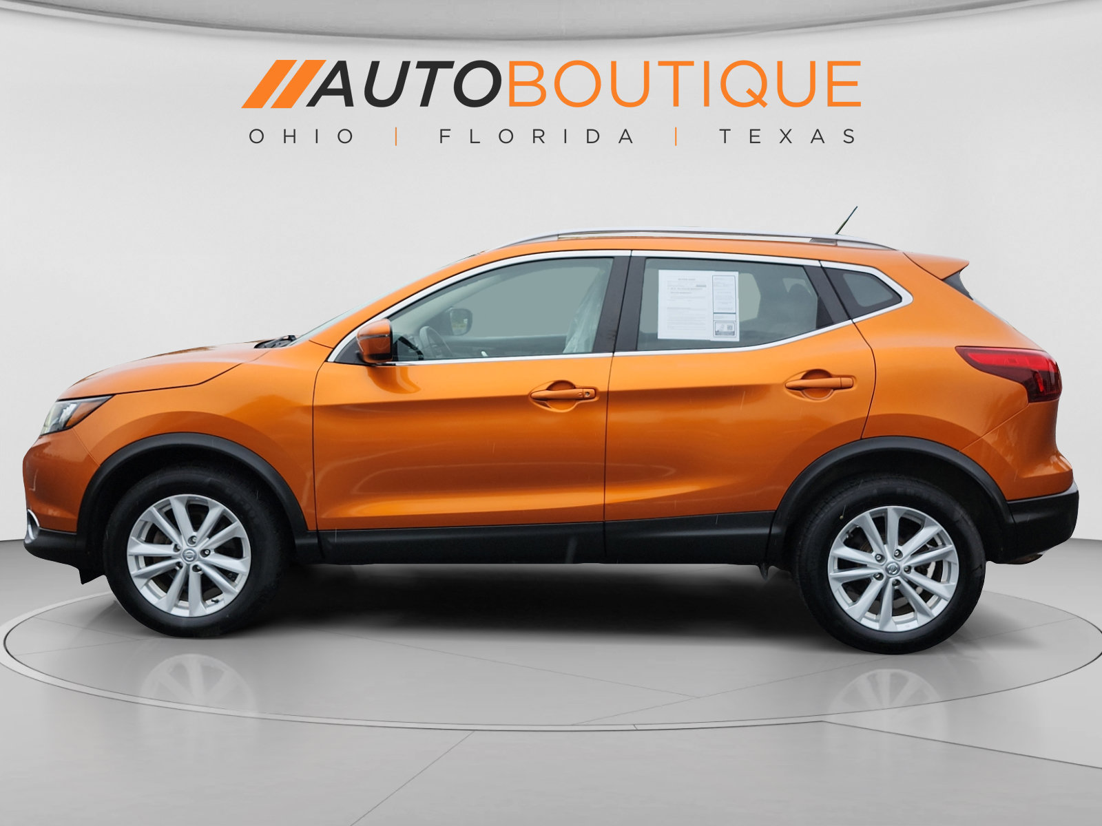 Used 2017 Nissan Rogue Sport SV w/ SV All-Weather Package AWD/4WD image 2