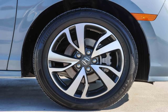 Certified 2024 Honda Odyssey Touring image 11