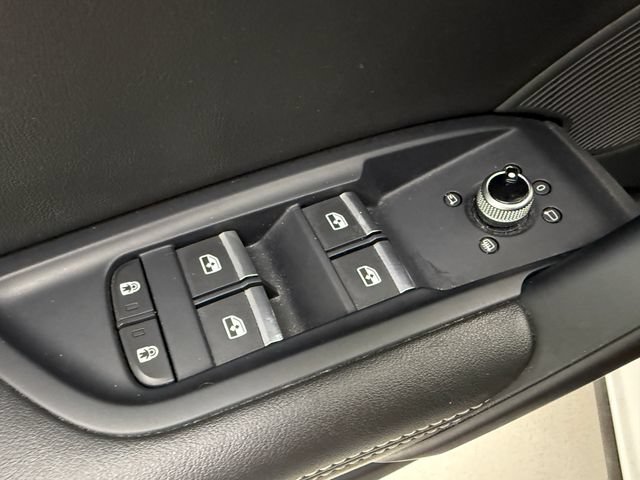 Used 2023 Audi Q5 2.0T Premium Plus AWD/4WD image 28