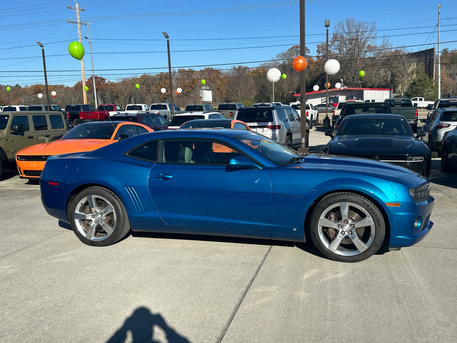 Used 2010 Chevrolet Camaro SS w/ RS Package image 2