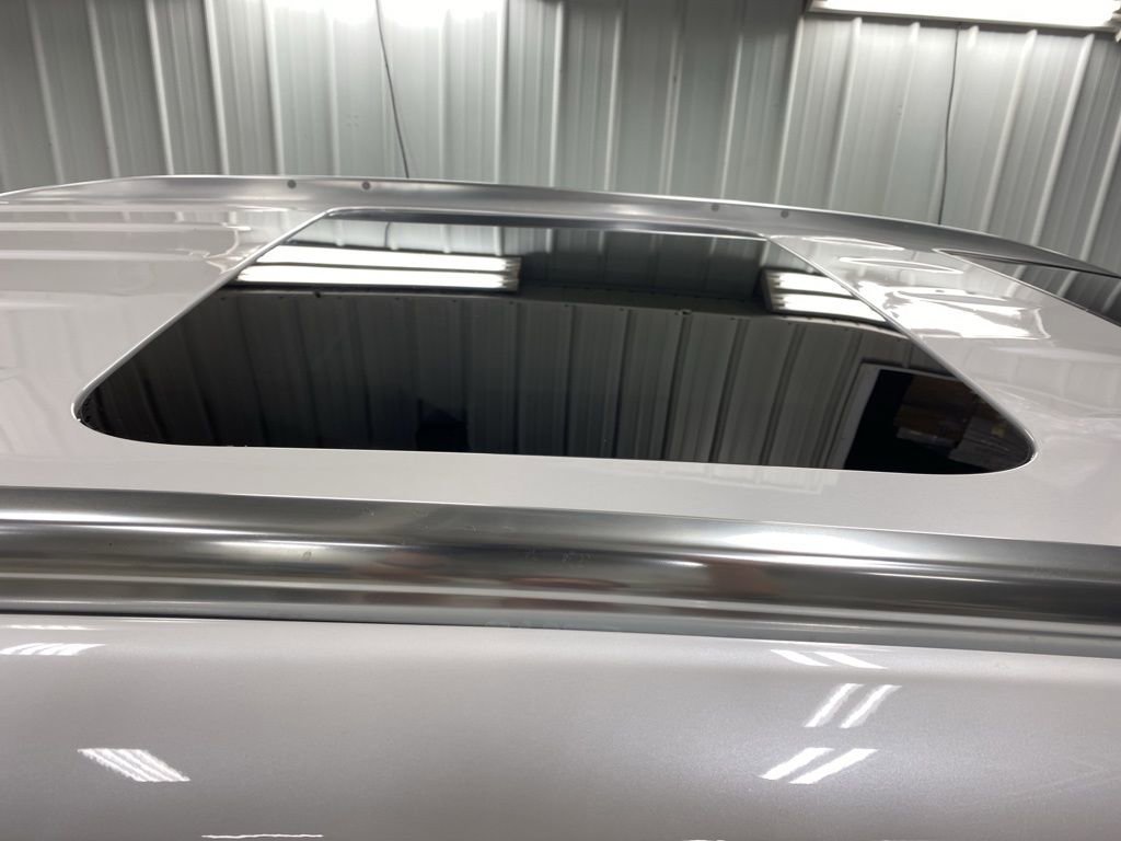 Used 2021 Buick Enclave Avenir w/ Avenir Technology Package image 15