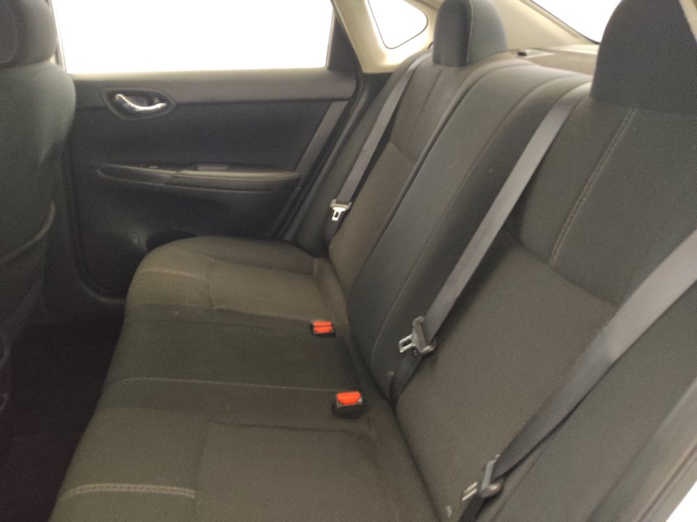 Used 2016 Nissan Sentra S FWD image 18