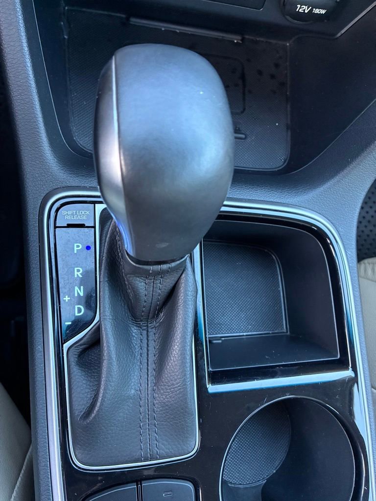Used 2019 Hyundai Sonata Limited w/ Ultimate Package 04 FWD image 32