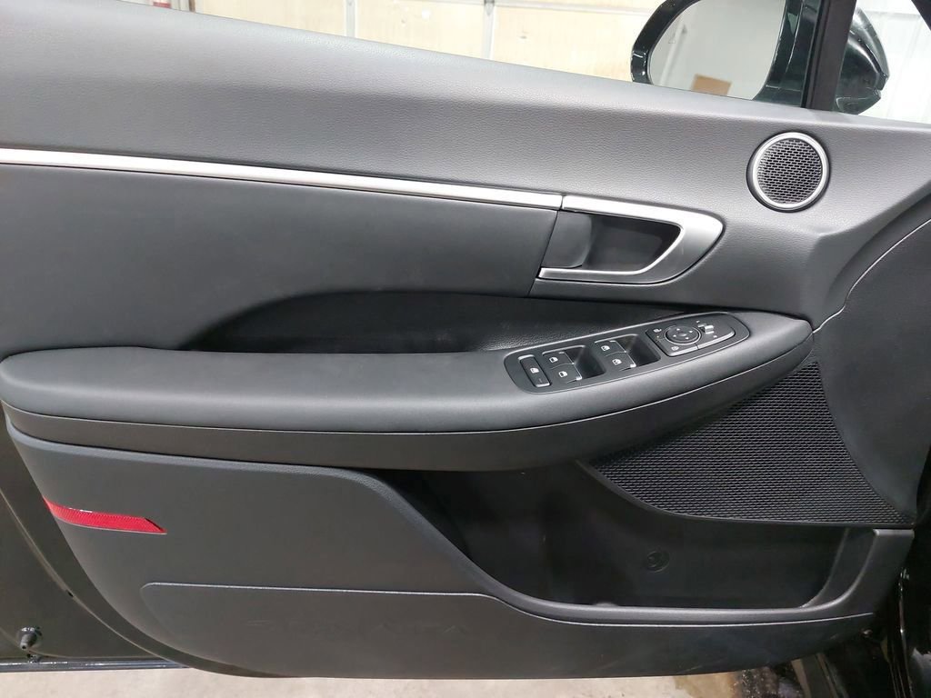 Used 2026 Hyundai Sonata SEL FWD image 27