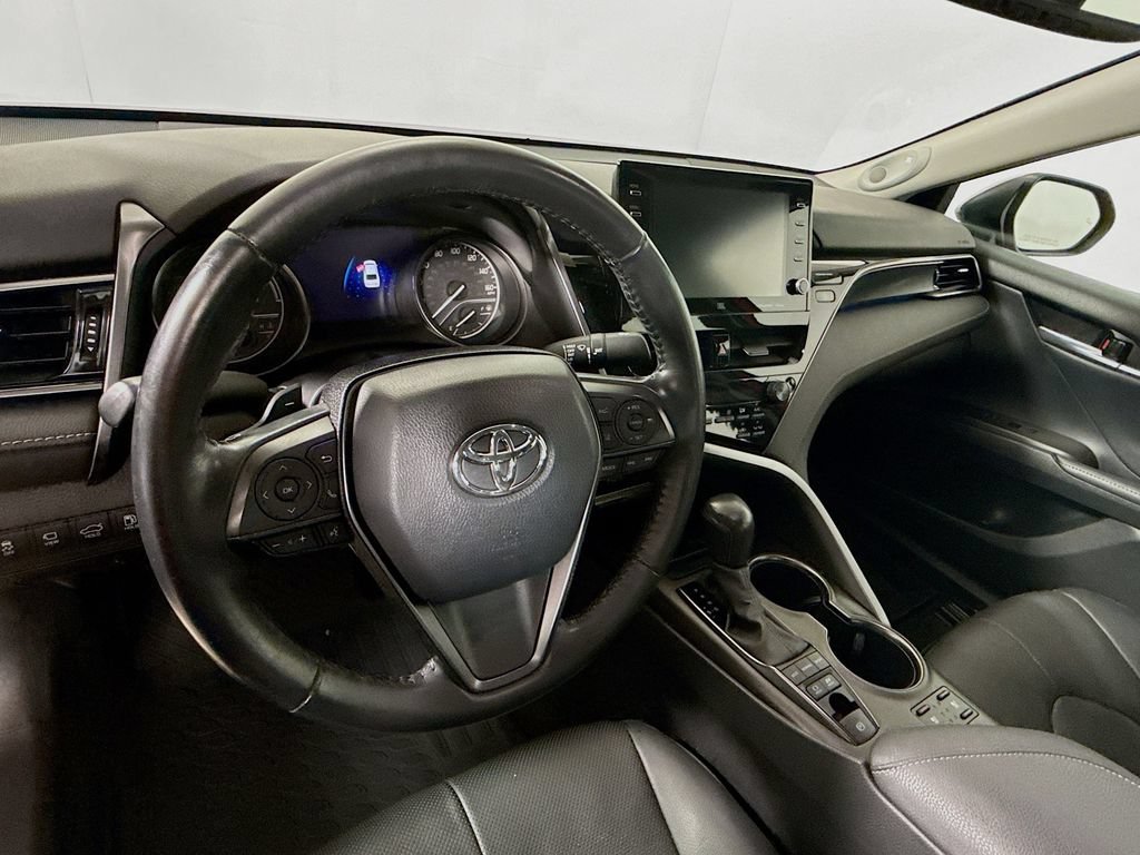 Used 2021 Toyota Camry XSE w/ Navigation Upgrade Package FWD image 12