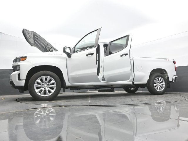 Used 2022 Chevrolet Silverado 1500 Custom w/ Safety Confidence Package AWD/4WD image 66