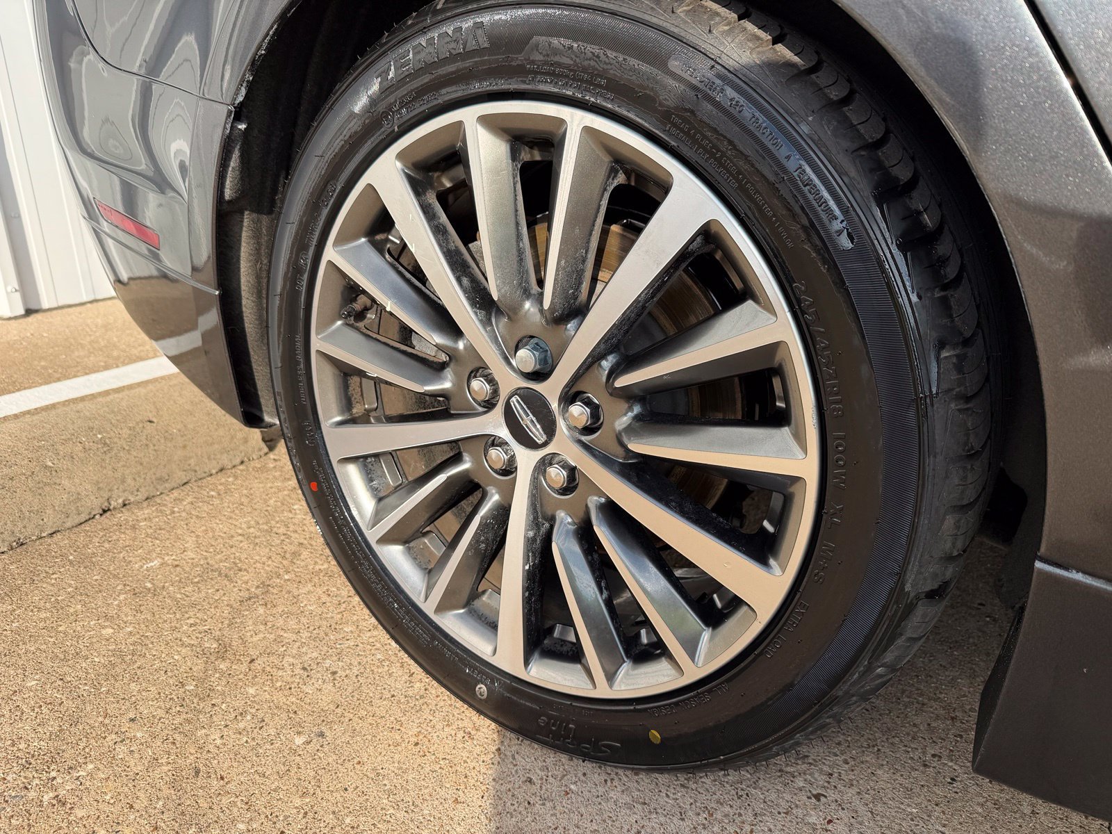 Used 2019 Lincoln MKZ Premiere AWD/4WD image 42