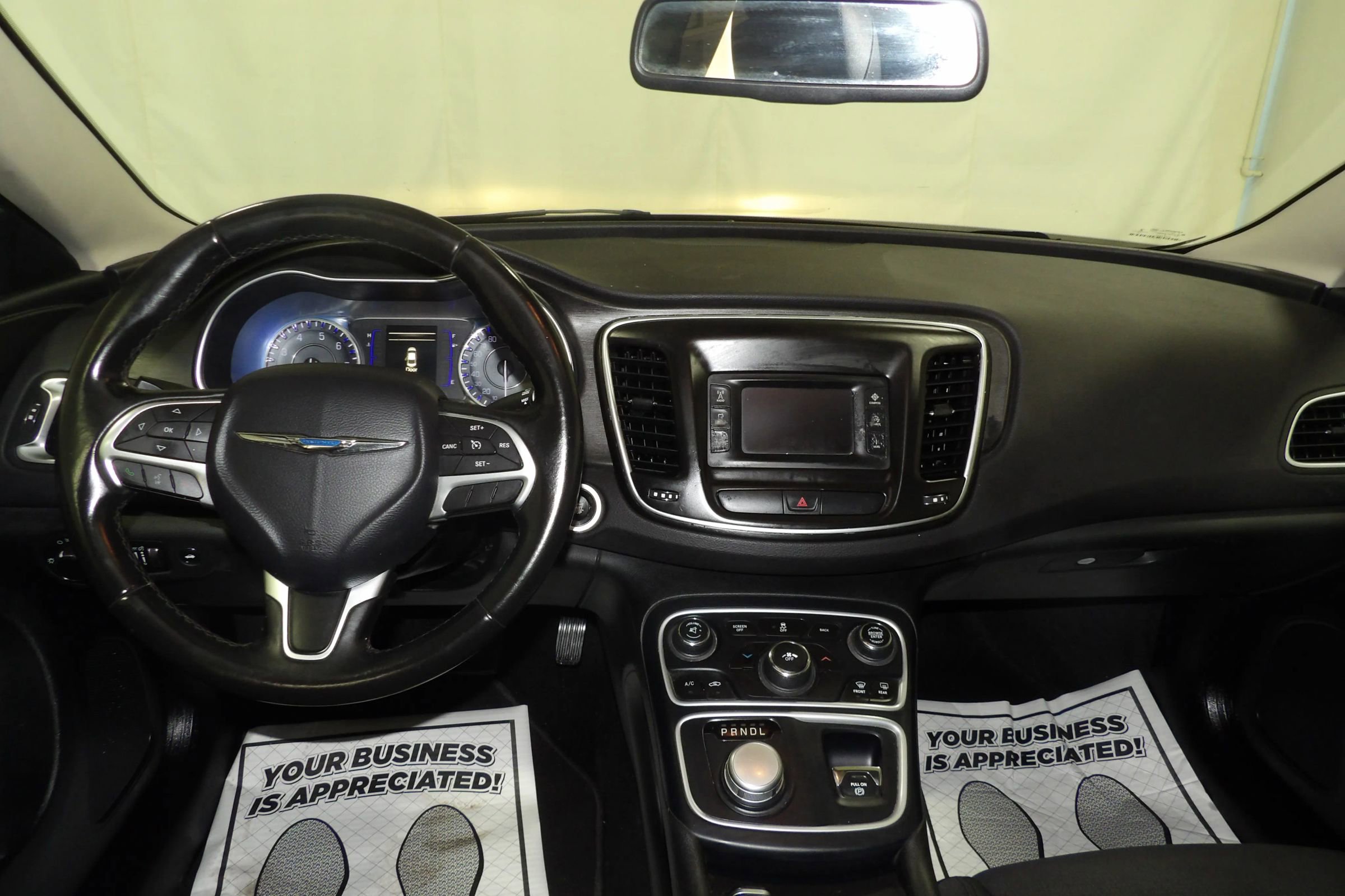 Used 2017 Chrysler 200 LX FWD image 11