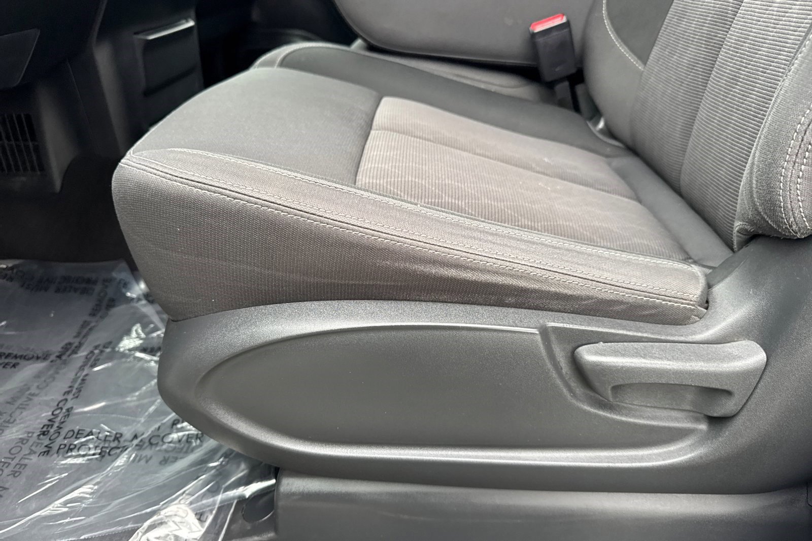 Used 2023 Nissan Titan SV image 13