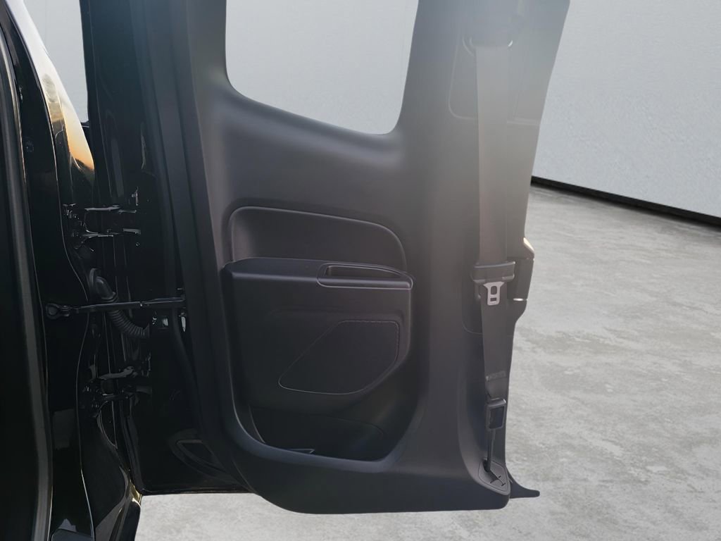 Used 2018 GMC Canyon SLE w/ SLE Convenience Package image 27