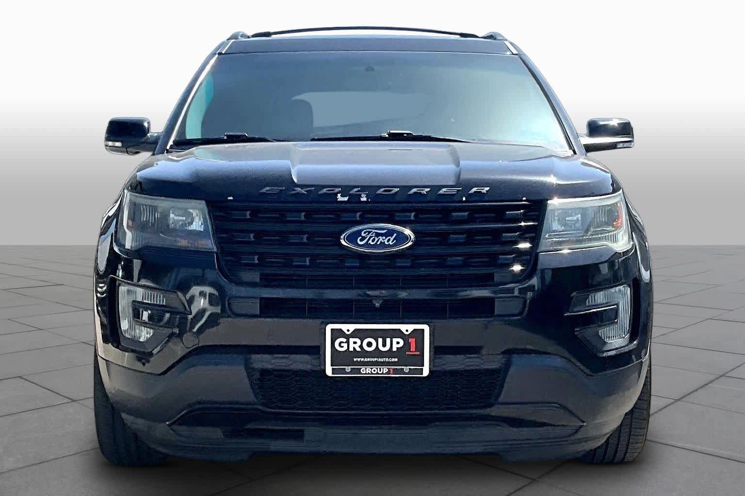 Used 2016 Ford Explorer Sport w/ Equipment Group 401A AWD/4WD image 4