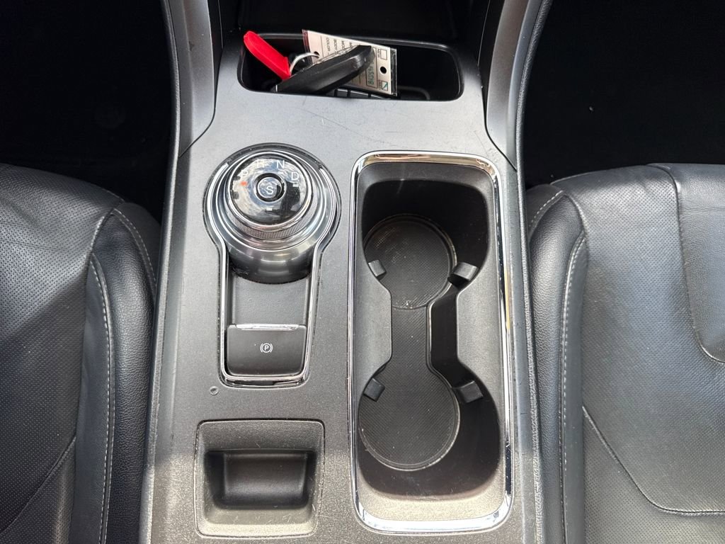 Used 2020 Ford Fusion Titanium image 21