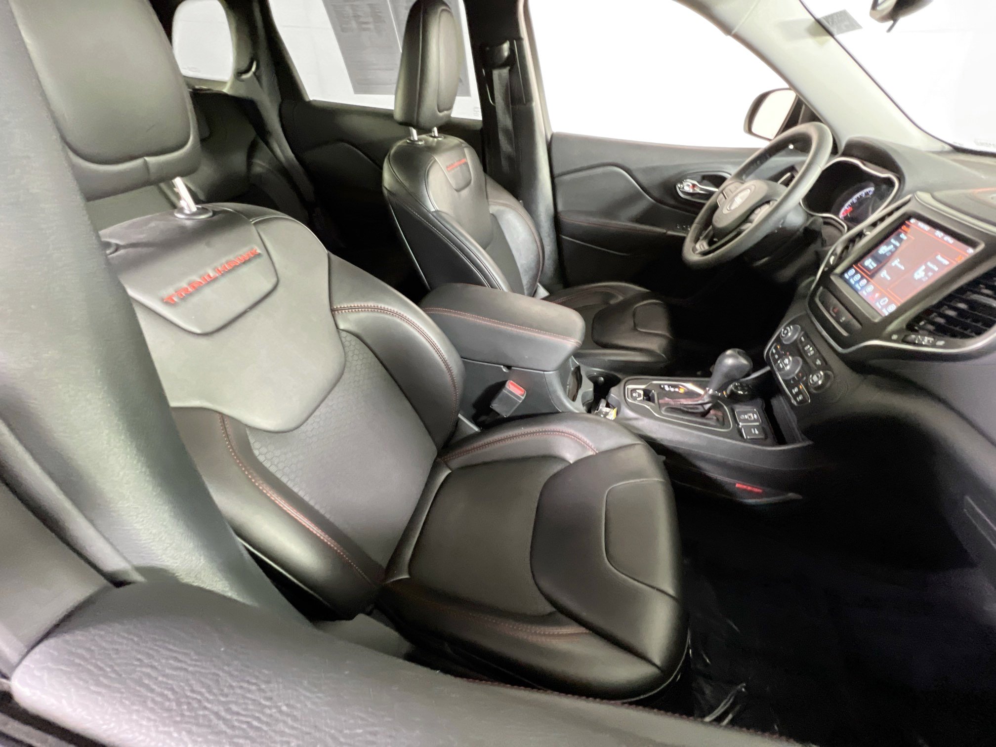 Used 2022 Jeep Cherokee Trailhawk image 26