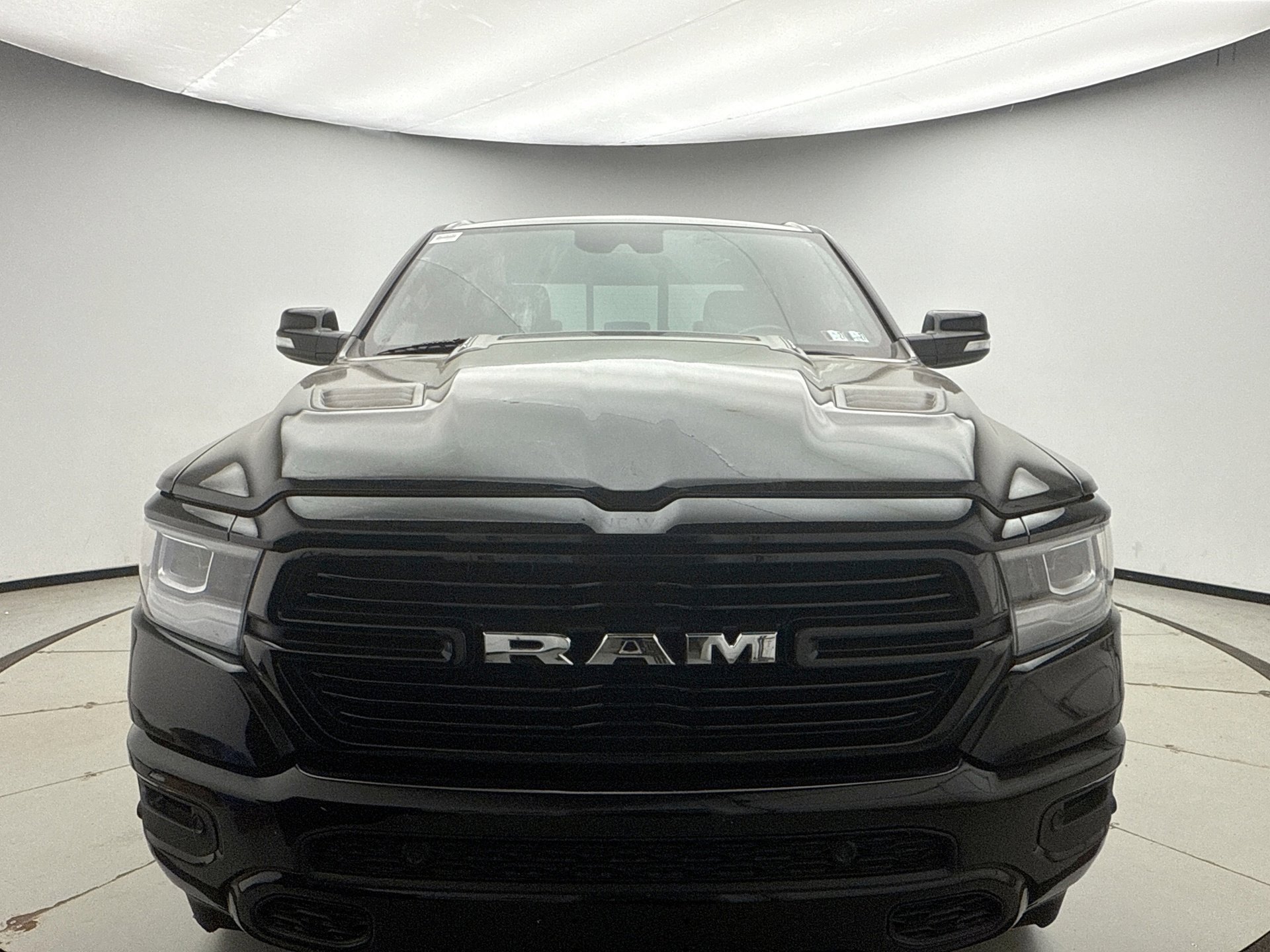 Used 2021 RAM 1500 Laramie w/ Sport Appearance Package AWD/4WD image 6